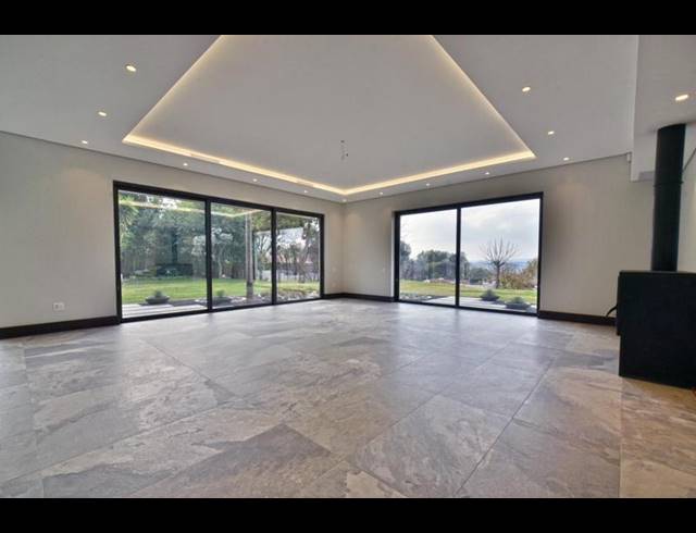 4 BEDROOM HOUSE FOR SALE IN BRYANSTON